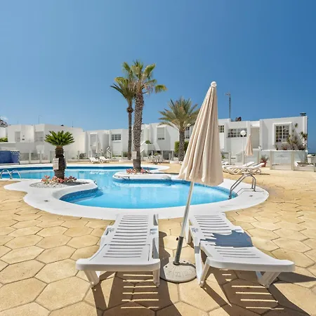 Azahara Apartment